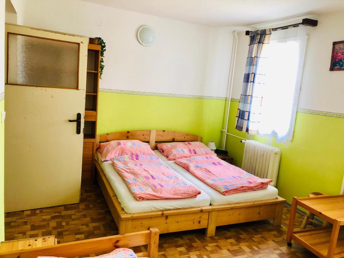 Penzion Horska Chata Svetla Tanvald Exterior foto